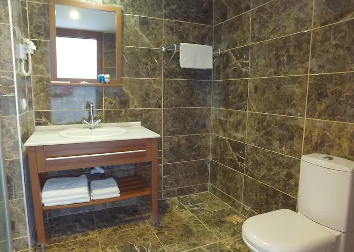 Budget King Room